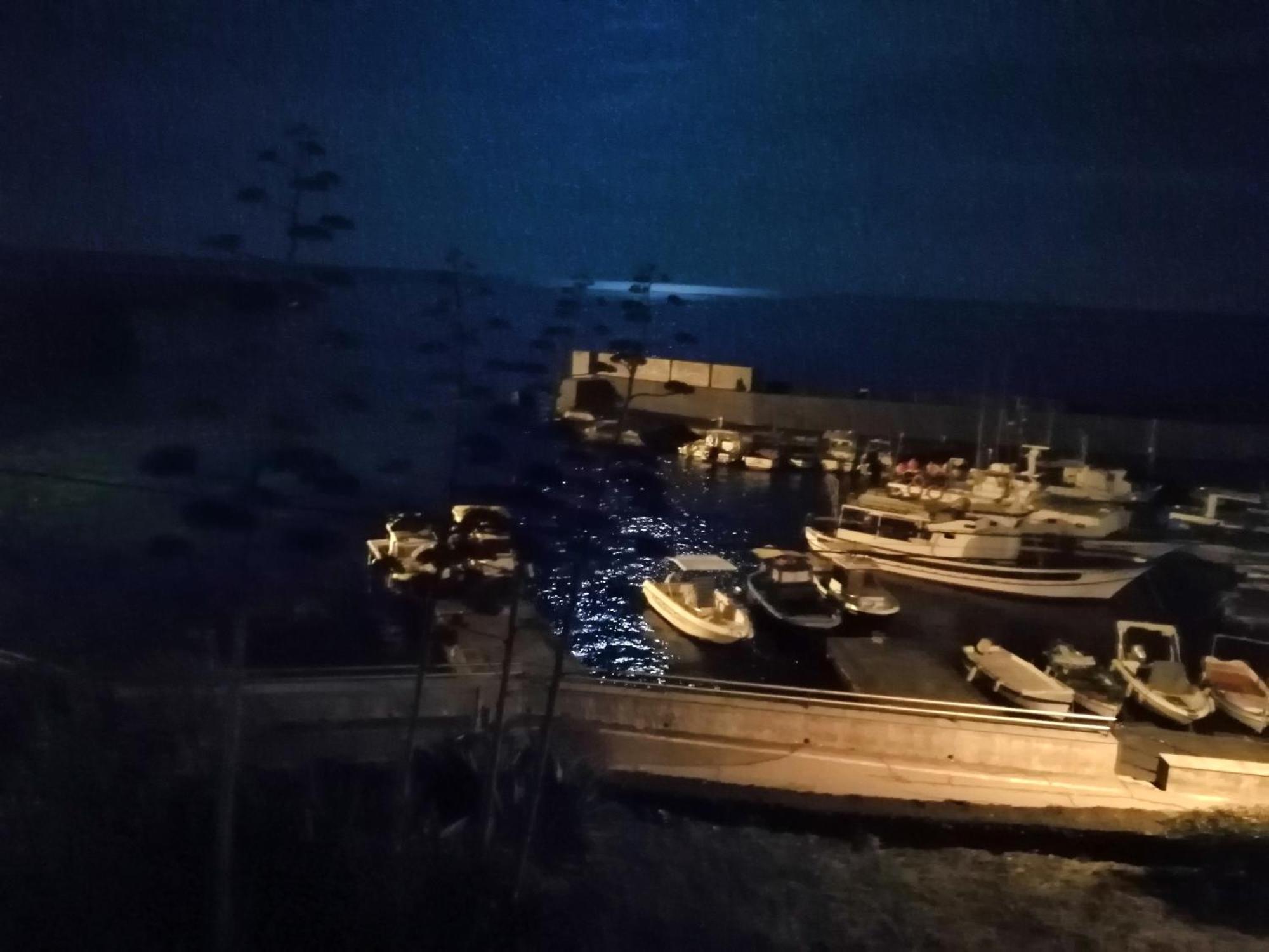 Acirealevacanze - Romantica Camera Sul Mare Exterior foto
